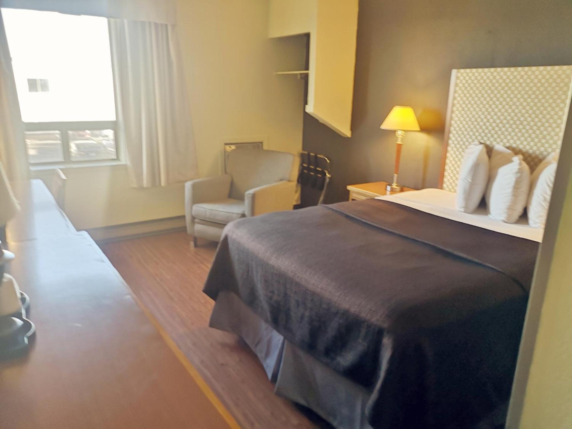 Travelodge By Wyndham Edmonton West Exteriör bild