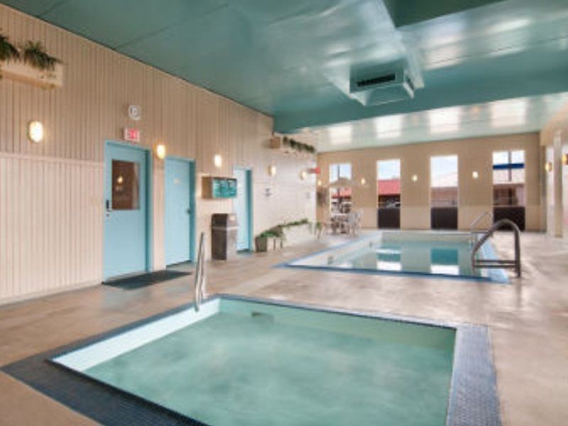 Travelodge By Wyndham Edmonton West Exteriör bild
