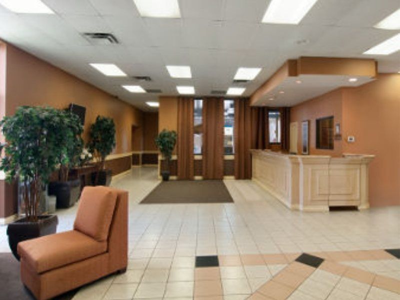 Travelodge By Wyndham Edmonton West Exteriör bild